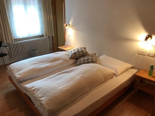 ארוזה Chamanna Bed & Breakfast מראה חיצוני תמונה
