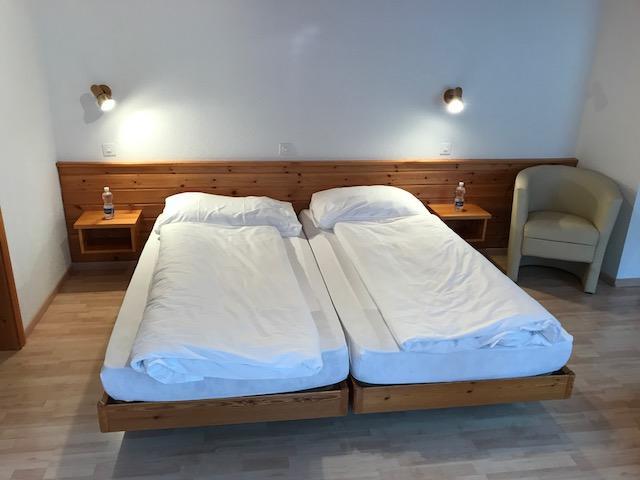 ארוזה Chamanna Bed & Breakfast מראה חיצוני תמונה