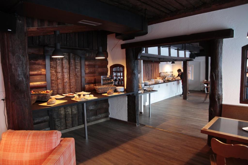 ארוזה Chamanna Bed & Breakfast מראה חיצוני תמונה