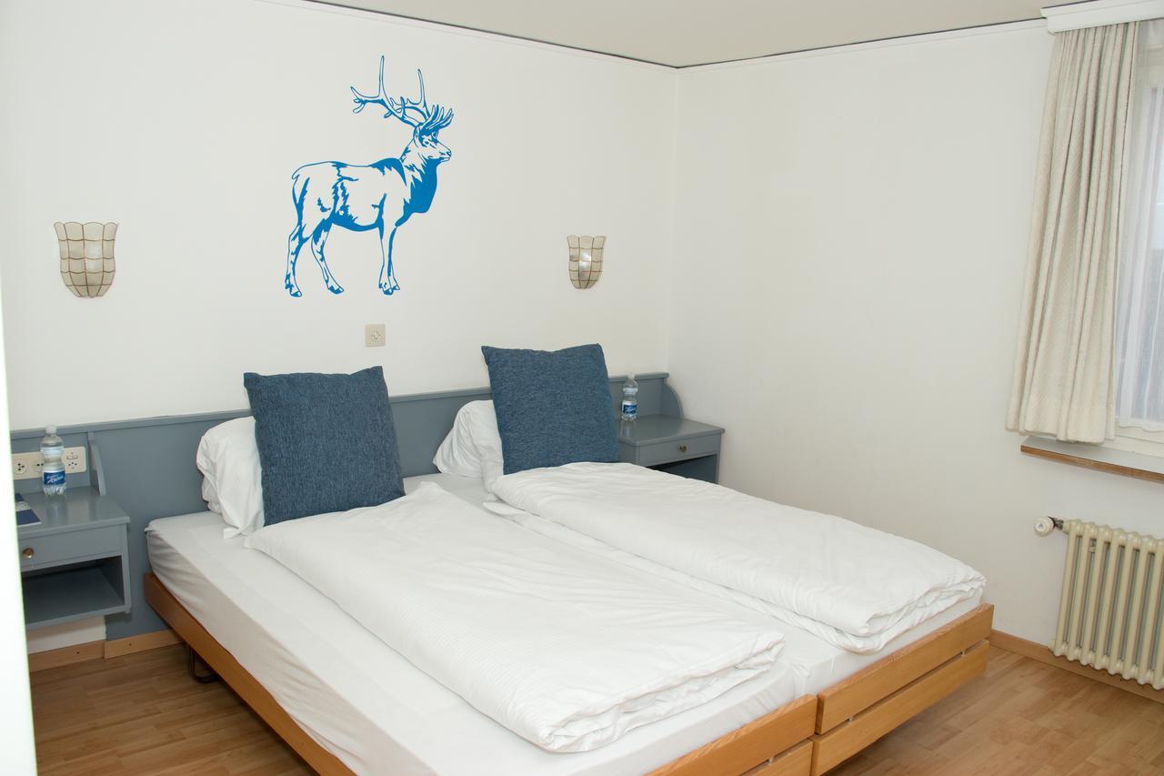 ארוזה Chamanna Bed & Breakfast מראה חיצוני תמונה