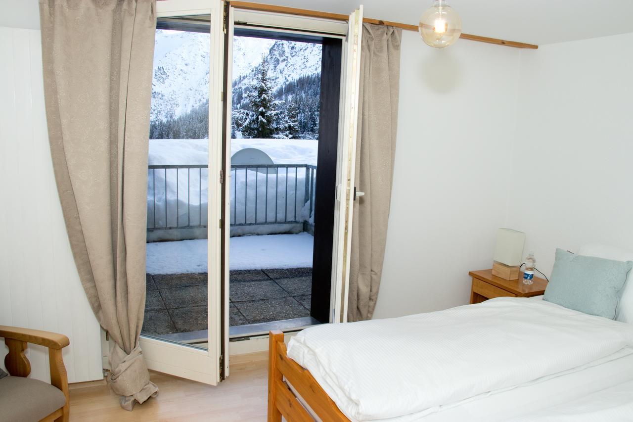 ארוזה Chamanna Bed & Breakfast מראה חיצוני תמונה