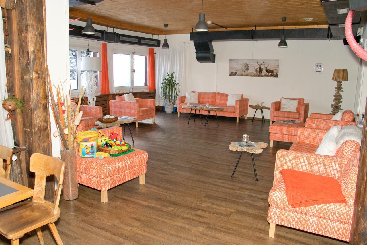 ארוזה Chamanna Bed & Breakfast מראה חיצוני תמונה